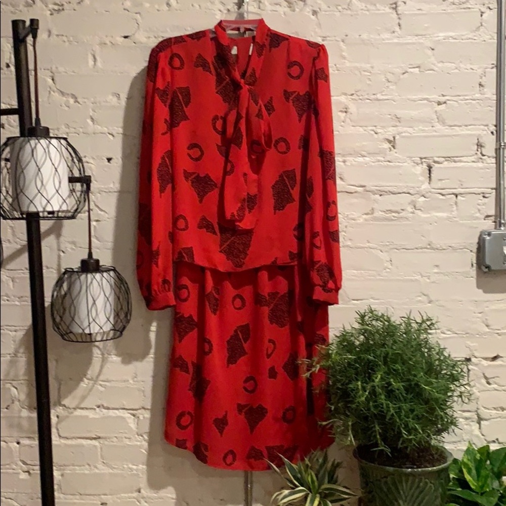 Vintage keyhole back blouse & Skirt set